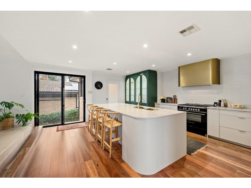 9 Sampson Close, Melba ACT 2615