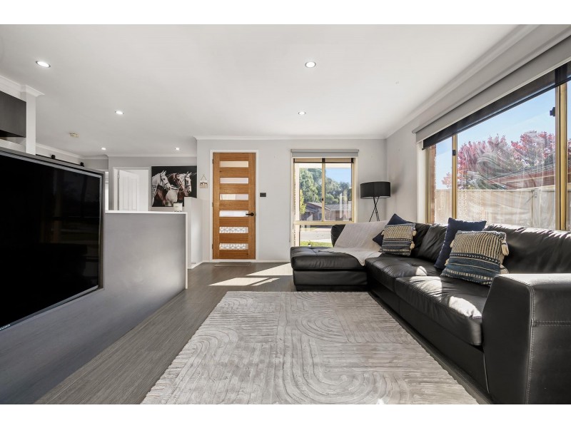 5 Matzek Place, Dunlop ACT 2615