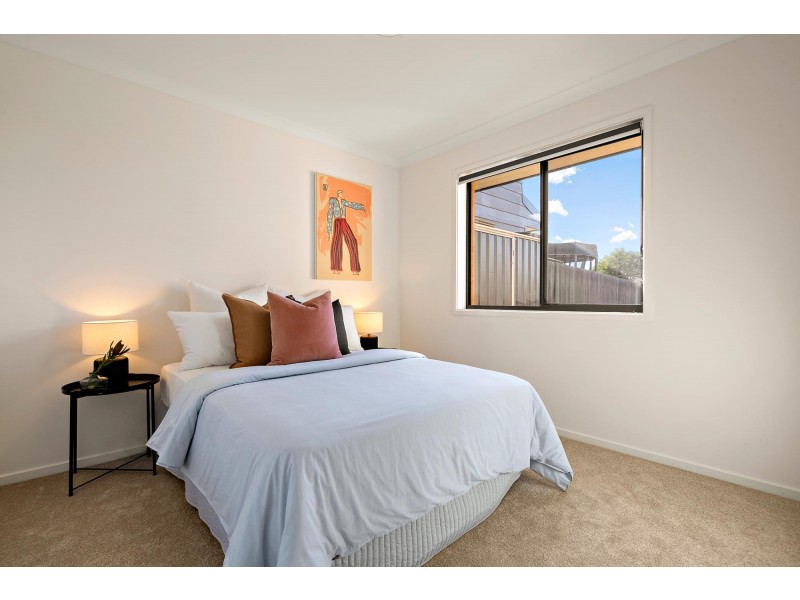 28 Audrey Cahn Street, Macgregor ACT 2615