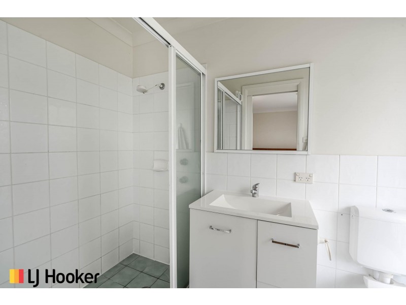 8/131 Britten-Jones Drive, Holt ACT 2615