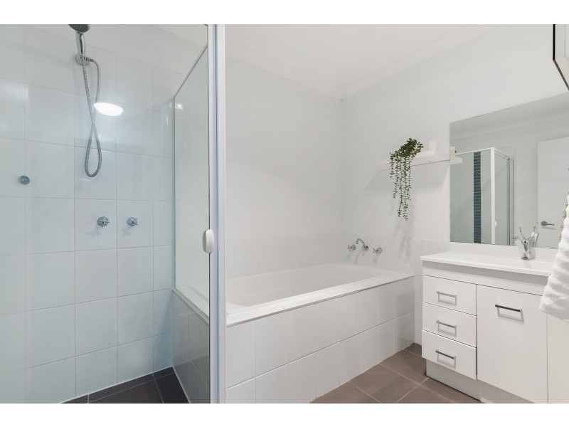 30 Audrey Cahn Street, Macgregor ACT 2615