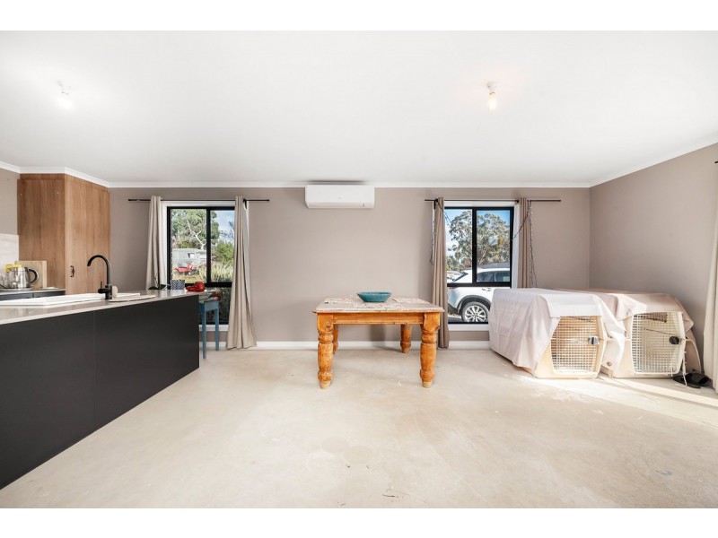 48 Queen Street, Binalong NSW 2584