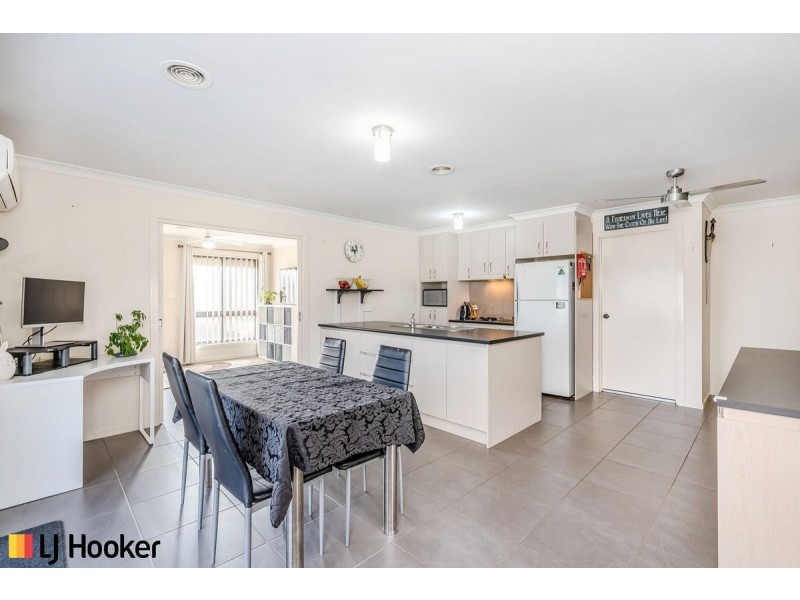 21 Rag Holmes Street, Macgregor ACT 2615