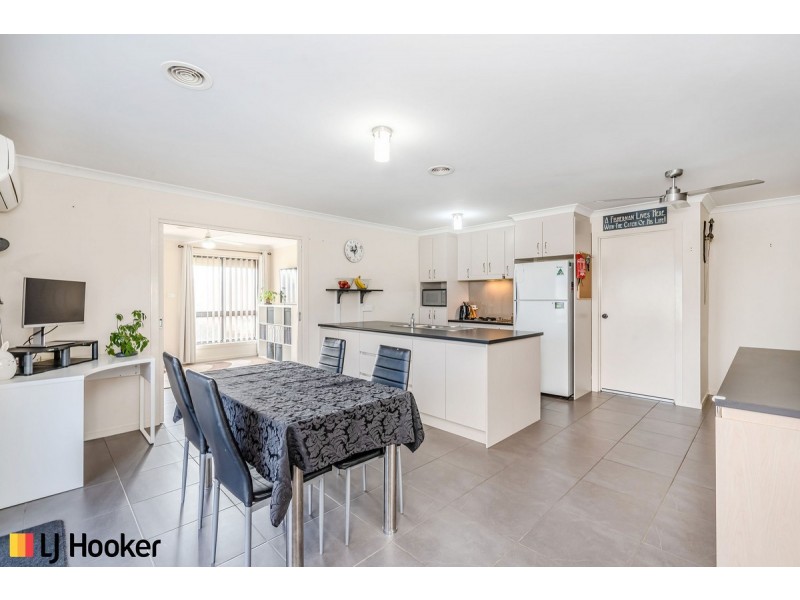 21 Rag Holmes Street, Macgregor ACT 2615