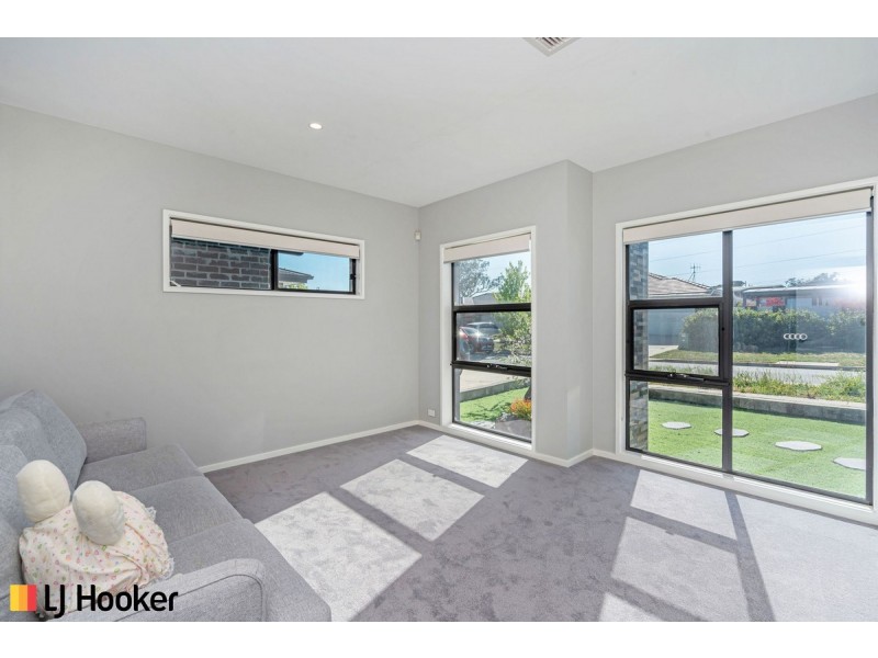 19 Lorraway Street, Holt ACT 2615