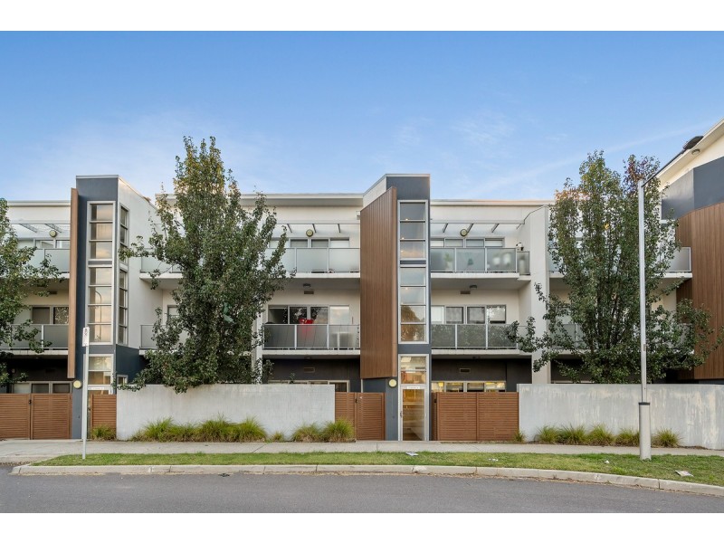 61/41 Clare Burton Crescent, Franklin ACT 2913