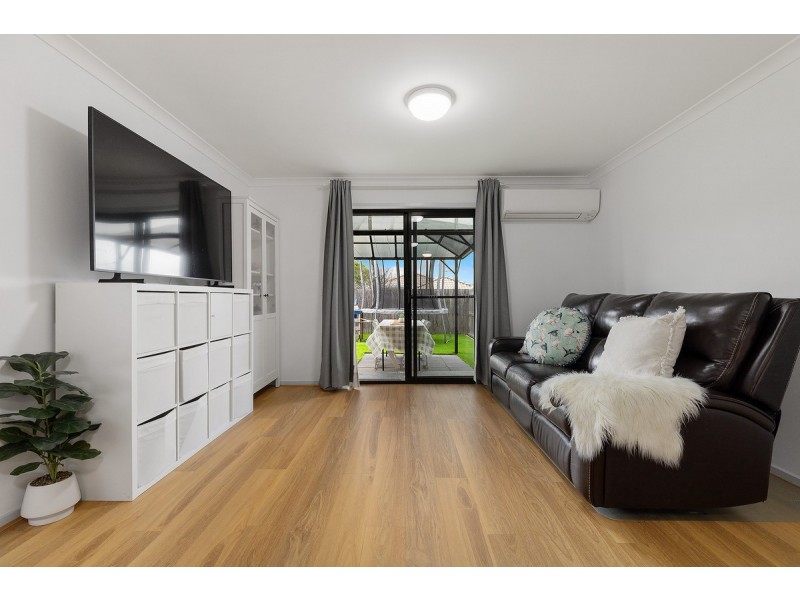 30 Audrey Cahn Street, Macgregor ACT 2615