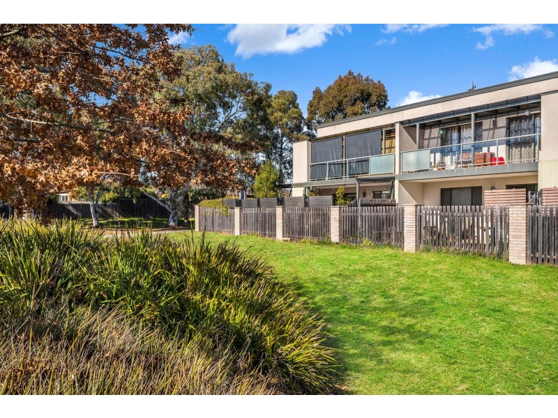 7/52 Jeff Snell Crescent, Dunlop ACT 2615