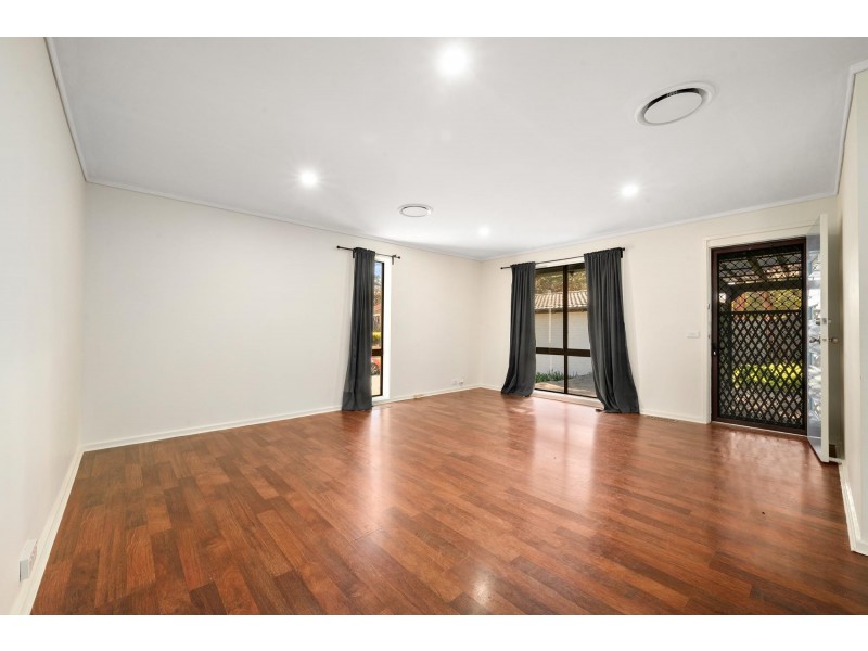 2 Cooney Court, Charnwood ACT 2615