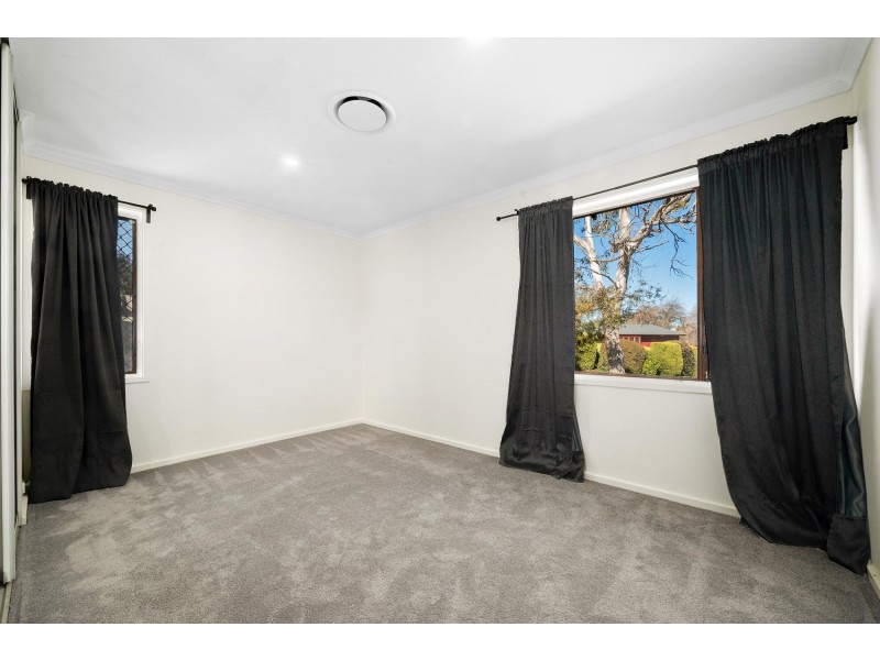 2 Cooney Court, Charnwood ACT 2615