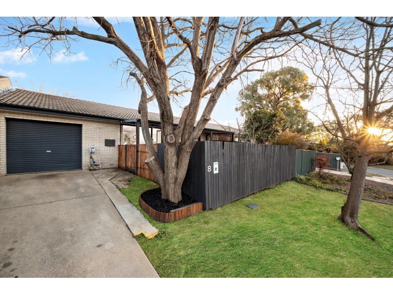 8 Stumm Place, Latham ACT 2615