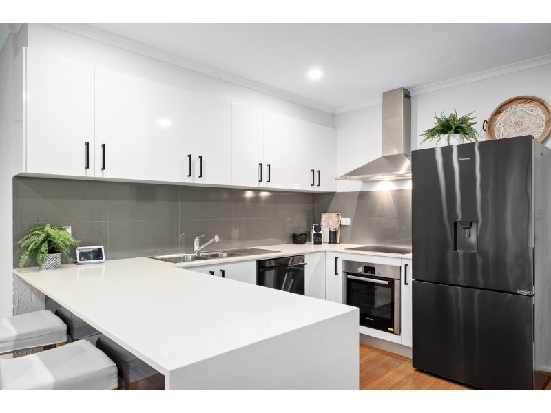 8 Stumm Place, Latham ACT 2615