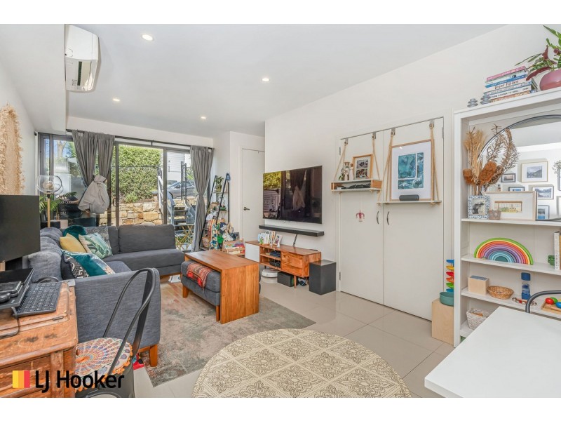 19/2 Pipeclay Street, Lawson ACT 2617