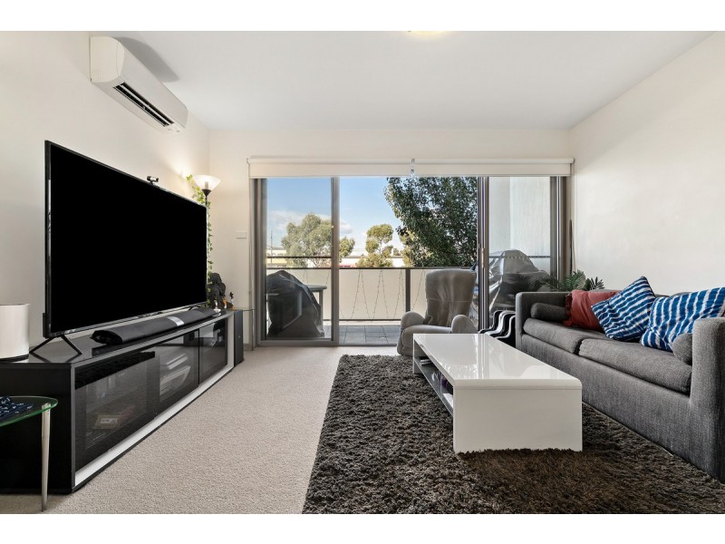 61/41 Clare Burton Crescent, Franklin ACT 2913