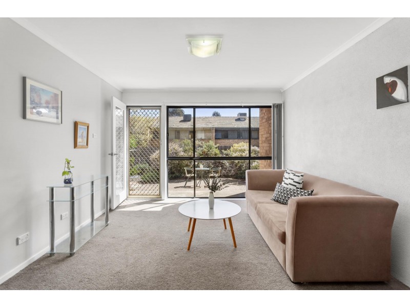 2 Cabena Court, Belconnen ACT 2617