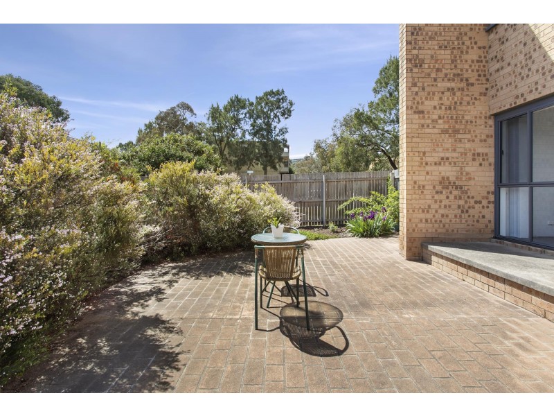 2 Cabena Court, Belconnen ACT 2617