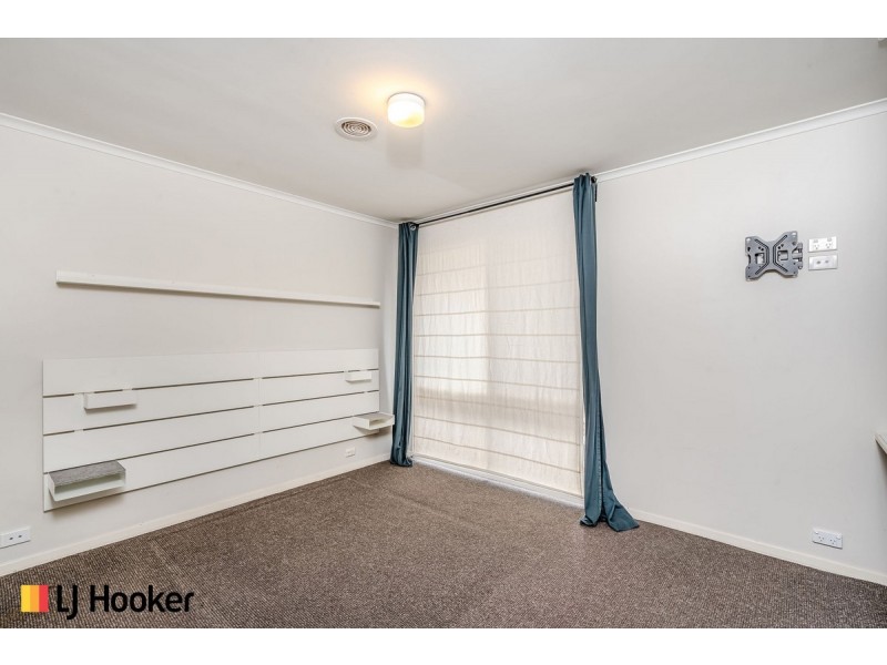 10 Harper Street, Macgregor ACT 2615