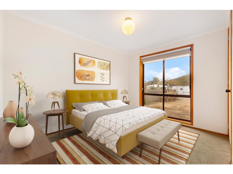 23 Ironbark Crescent, Banks ACT 2906