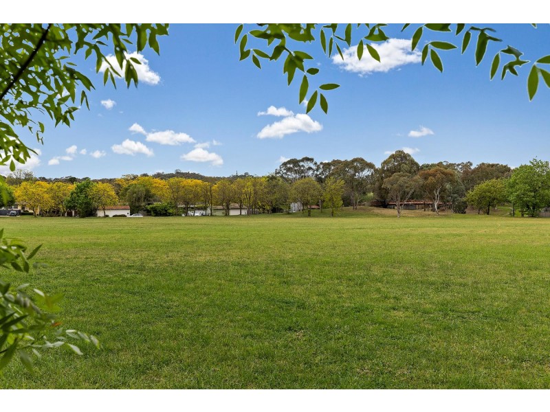 14 Schaffer Place, Charnwood ACT 2615