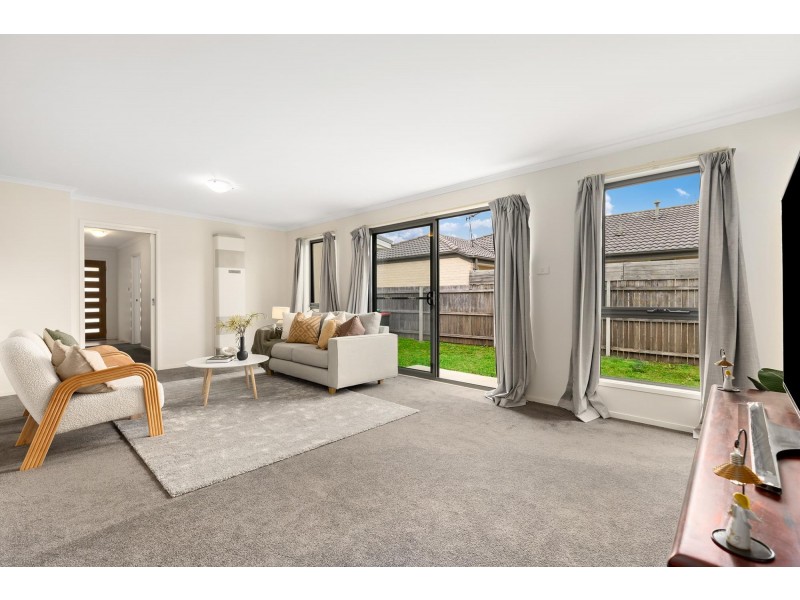 38 Eccles Circuit, Macgregor ACT 2615