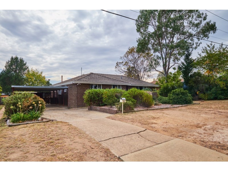 278 Southern Cross Drive, Macgregor ACT 2615