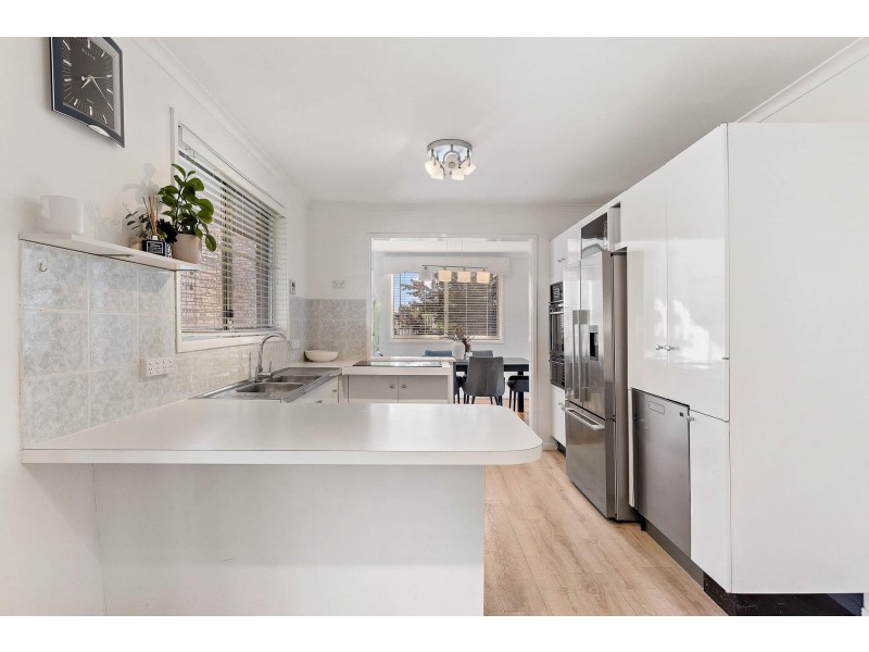 8 Cunningham Street, Karabar NSW 2620