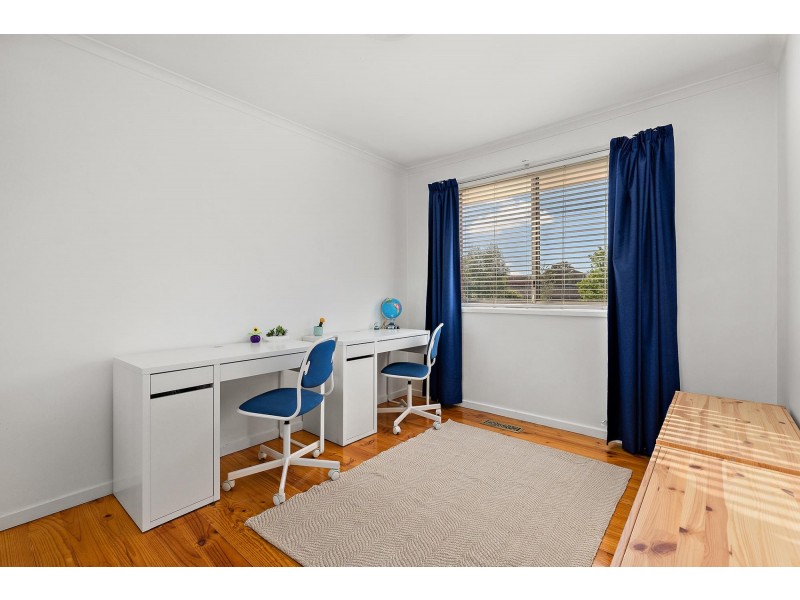 8 Cunningham Street, Karabar NSW 2620