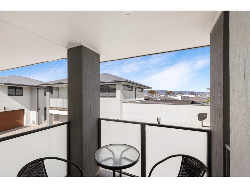 7/97 Lionel Rose Street, Holt ACT 2615