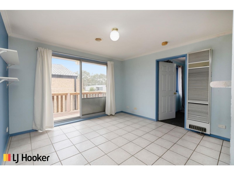 16 Yumba Avenue, Ngunnawal ACT 2913