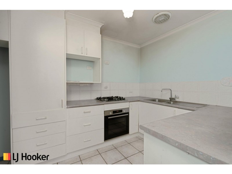16 Yumba Avenue, Ngunnawal ACT 2913