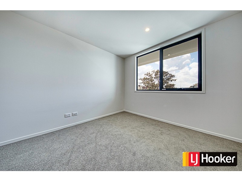 28/2 Hinder Street, Gungahlin ACT 2912