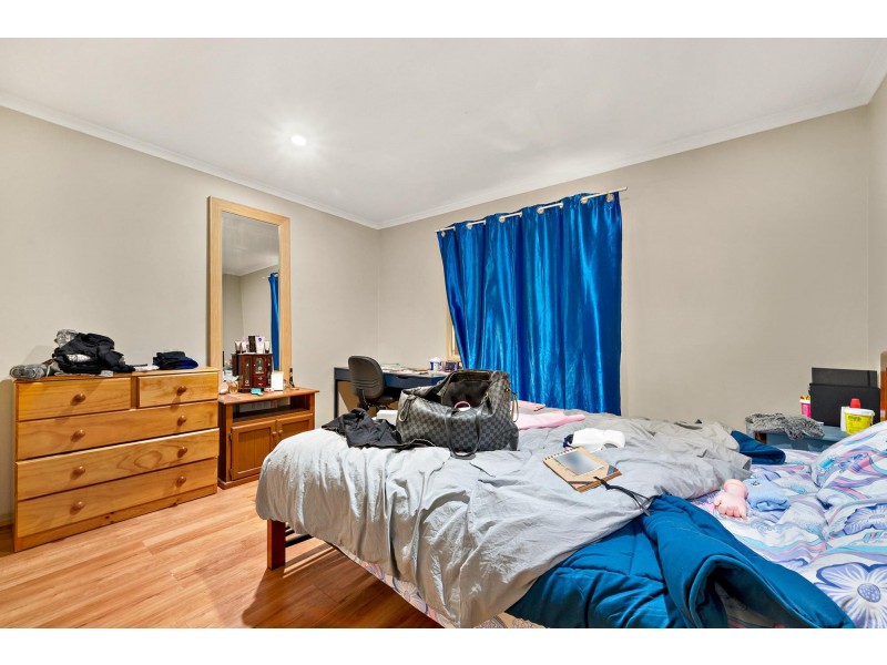 2A & 2B Loureiro Street, Conder ACT 2906