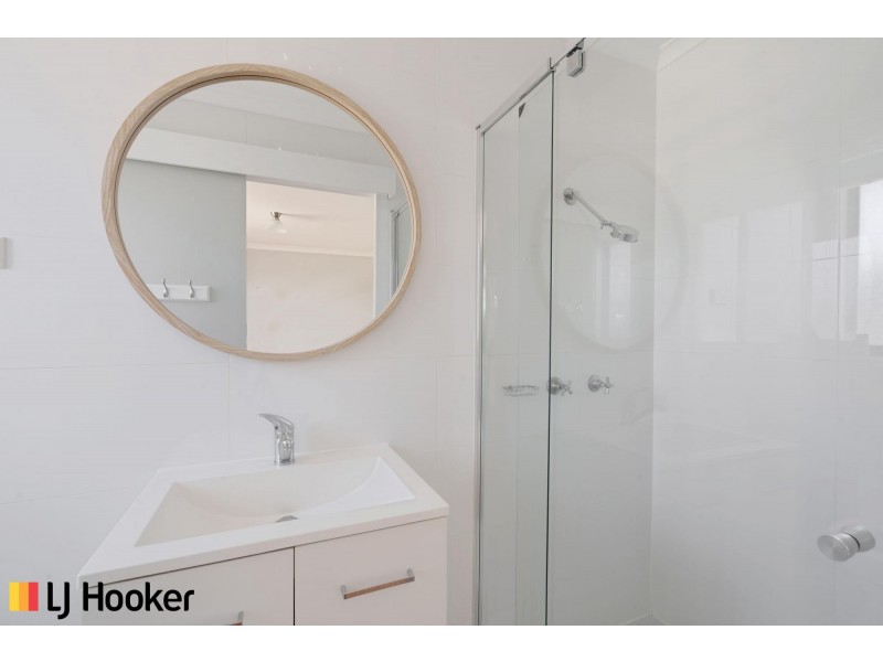 11 Brownlow Place, Holt ACT 2615