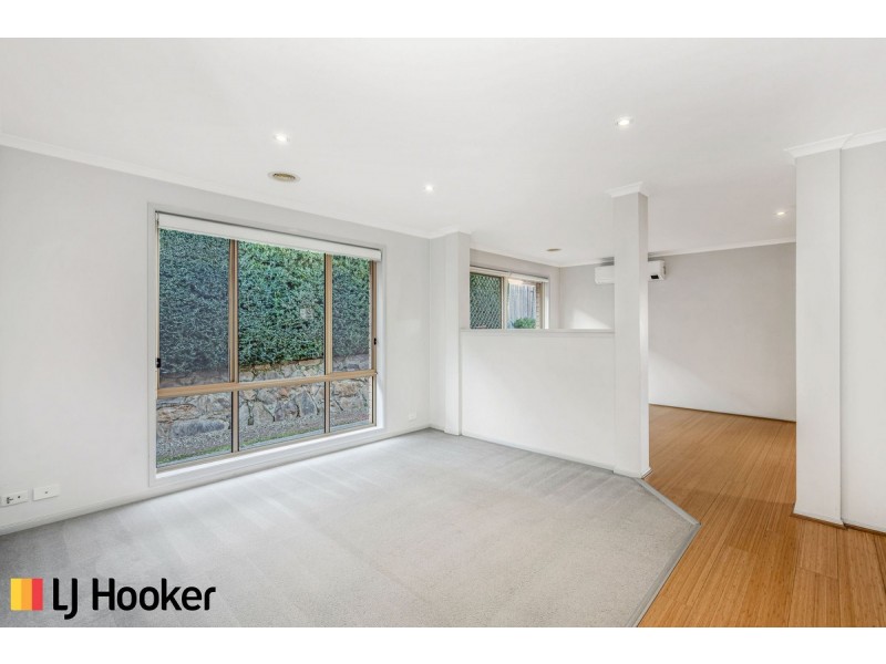 24 Bunduluk Crescent, Ngunnawal ACT 2913