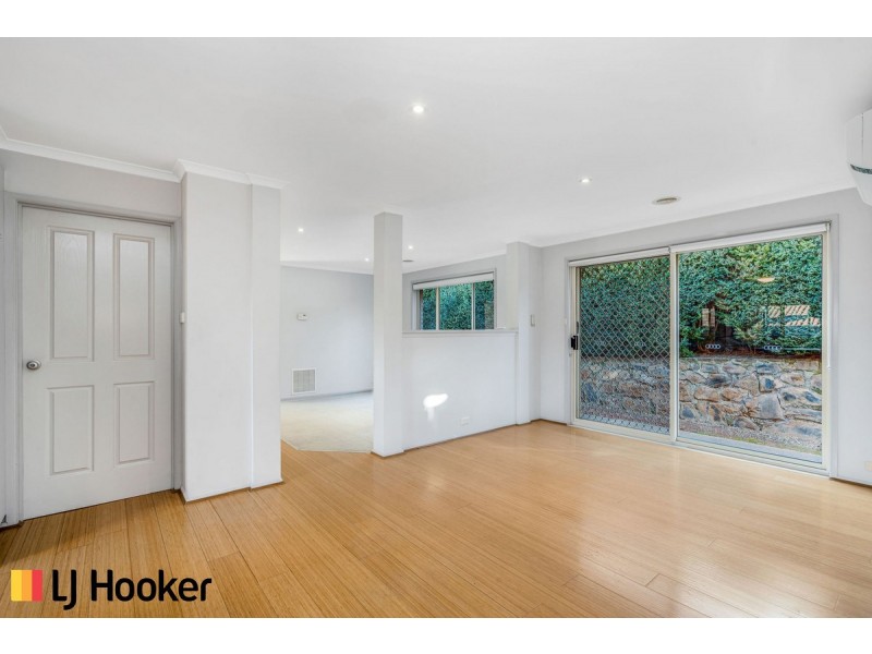 24 Bunduluk Crescent, Ngunnawal ACT 2913