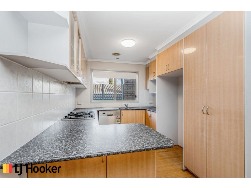 24 Bunduluk Crescent, Ngunnawal ACT 2913