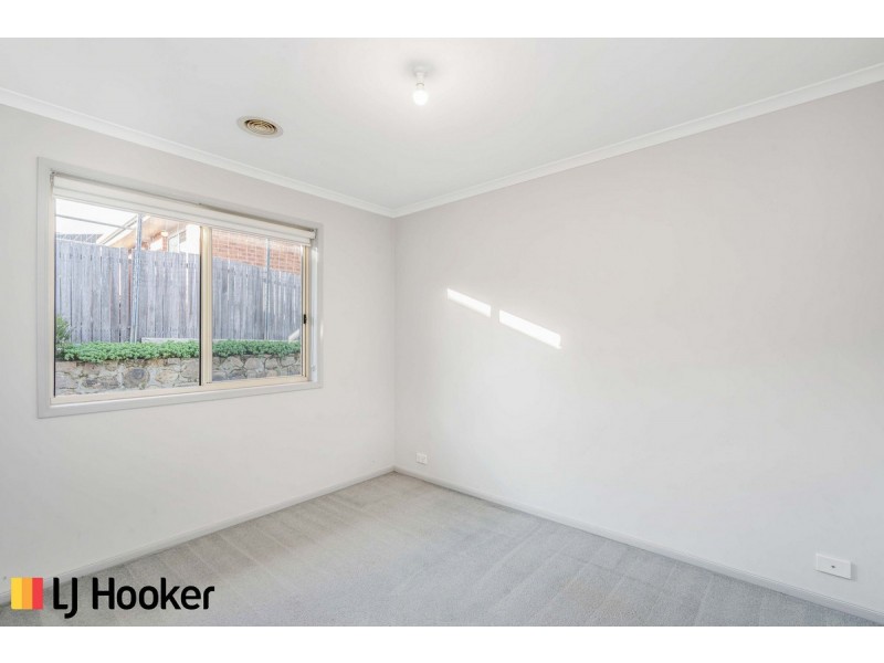 24 Bunduluk Crescent, Ngunnawal ACT 2913