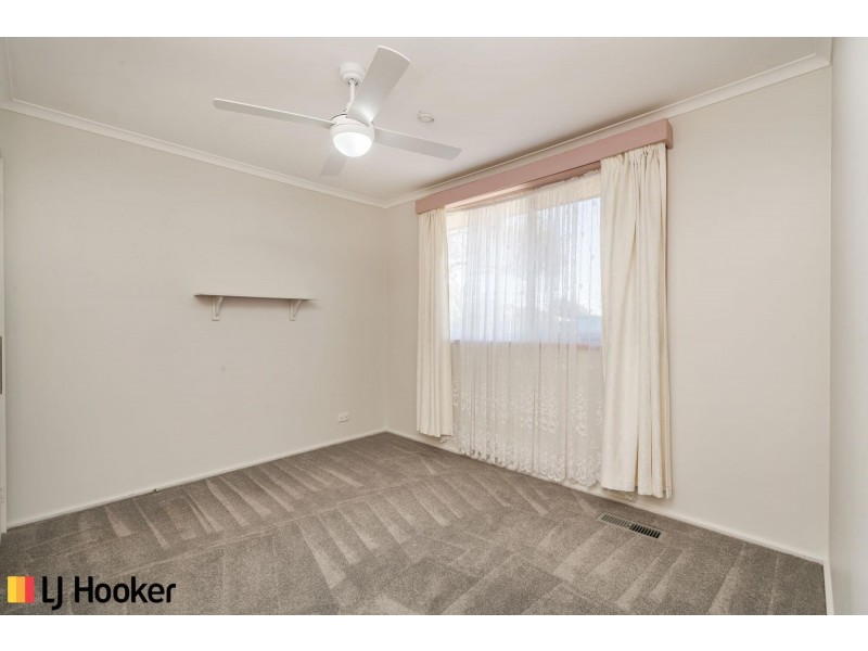 3 Dean Place, Charnwood ACT 2615