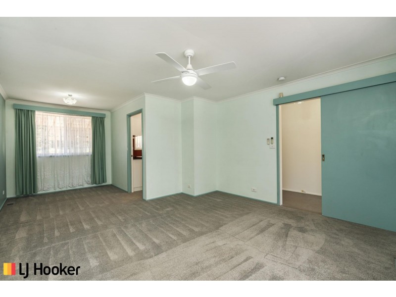 3 Dean Place, Charnwood ACT 2615