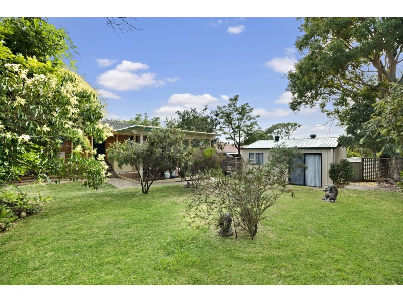 3 Dean Place, Charnwood ACT 2615