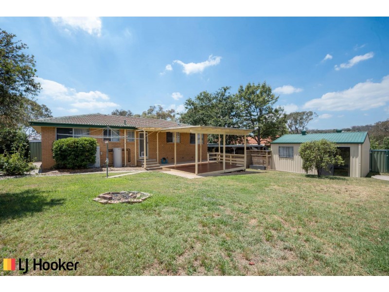 3 Dean Place, Charnwood ACT 2615