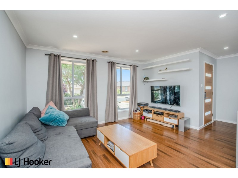 5 Tow Street, Macgregor ACT 2615