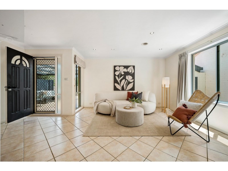 25 Lampard Circuit, Bruce ACT 2617