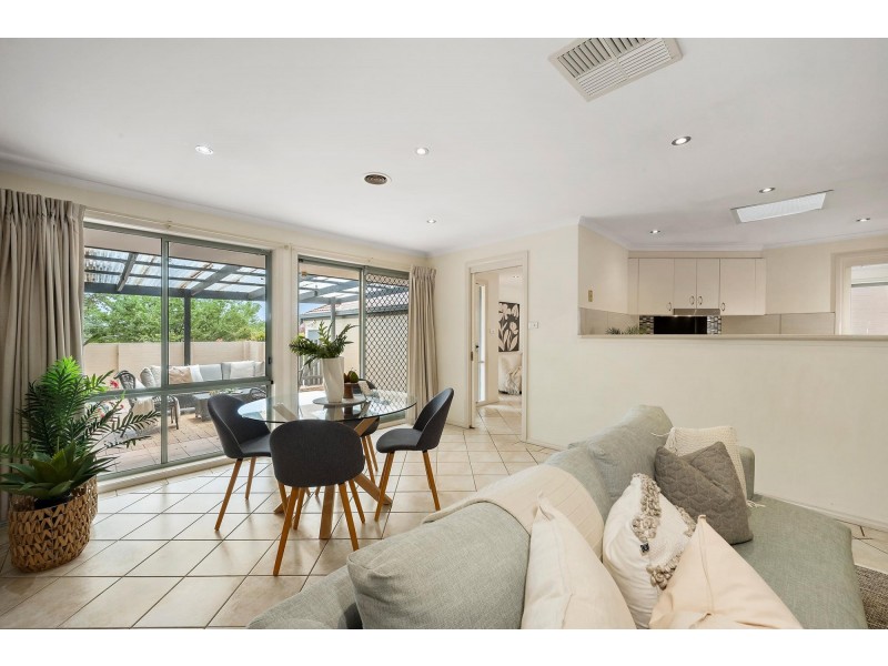 25 Lampard Circuit, Bruce ACT 2617