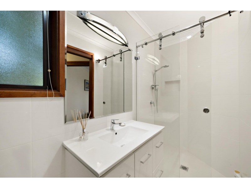 76 Jackie Howe Crescent, Macarthur ACT 2904