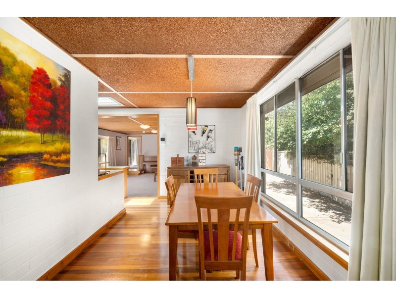 8 Broadbent Street, Scullin ACT 2614