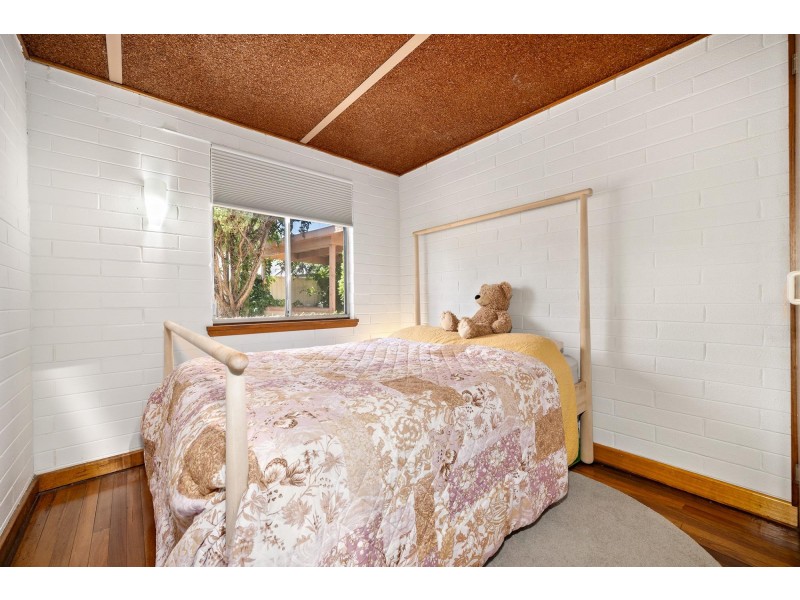 8 Broadbent Street, Scullin ACT 2614