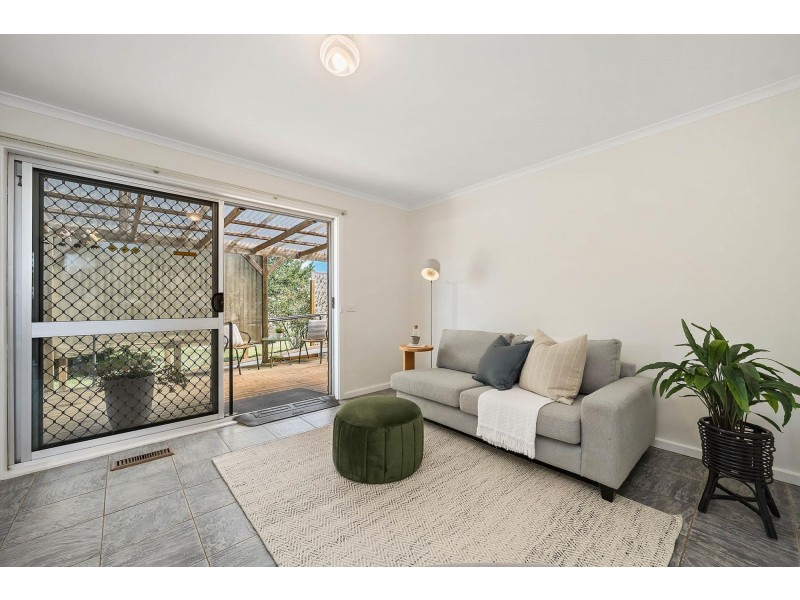 280 Southern Cross Drive, Macgregor ACT 2615