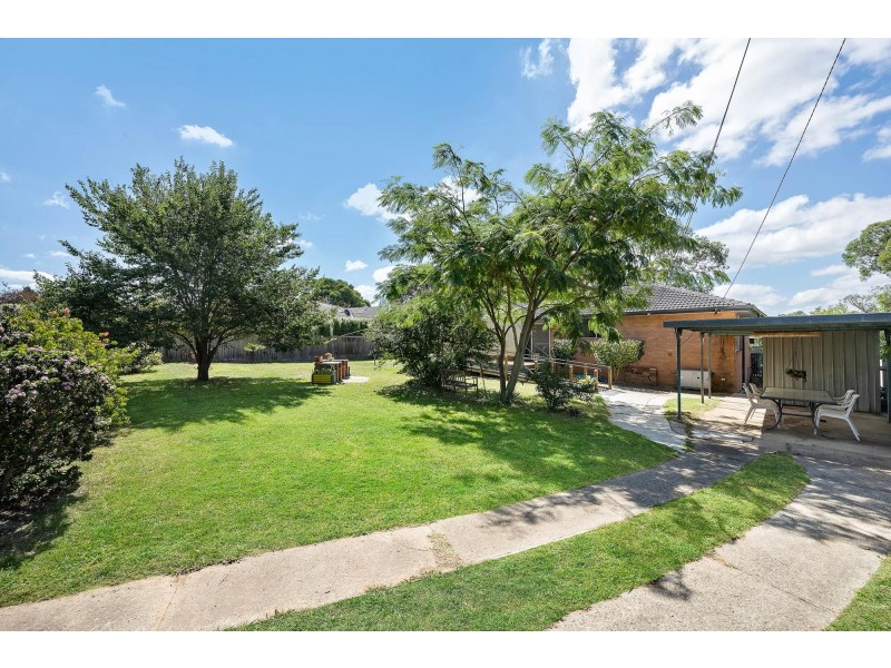 280 Southern Cross Drive, Macgregor ACT 2615