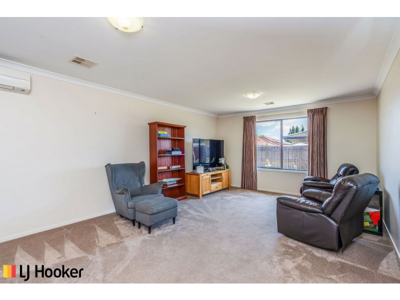 13 Sisely Street, Macgregor ACT 2615